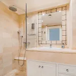 Beachfront Golden Mile Puento Sea View Wifi Marbellac