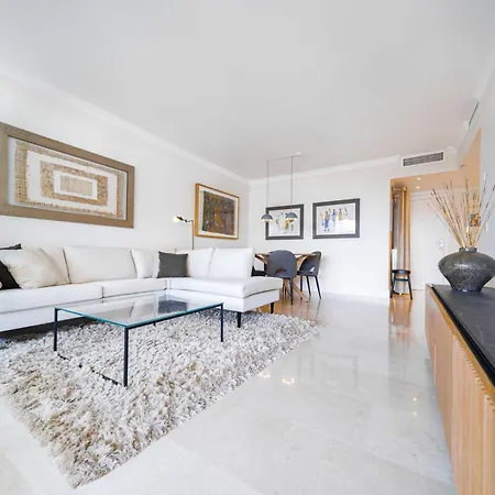 Beachfront Golden Mile Puento Sea View Wifi Daire