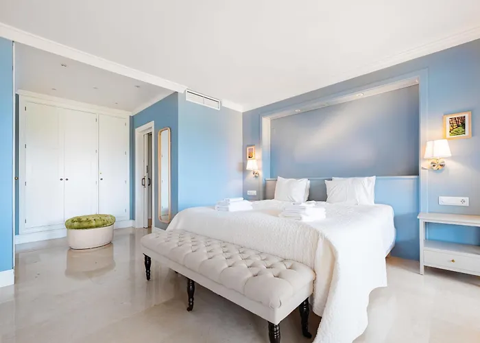 Beachfront Golden Mile Puento Sea View Wifi