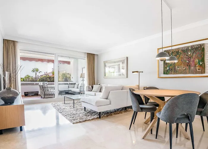 Beachfront Golden Mile Puento Sea View Wifi Daire Marbella