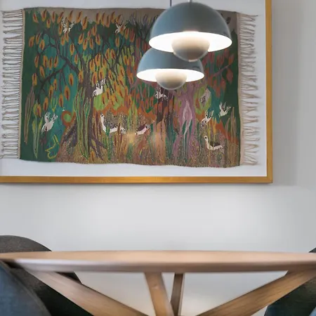 Beachfront Golden Mile Puento Sea View Wifi Apartment Marbella